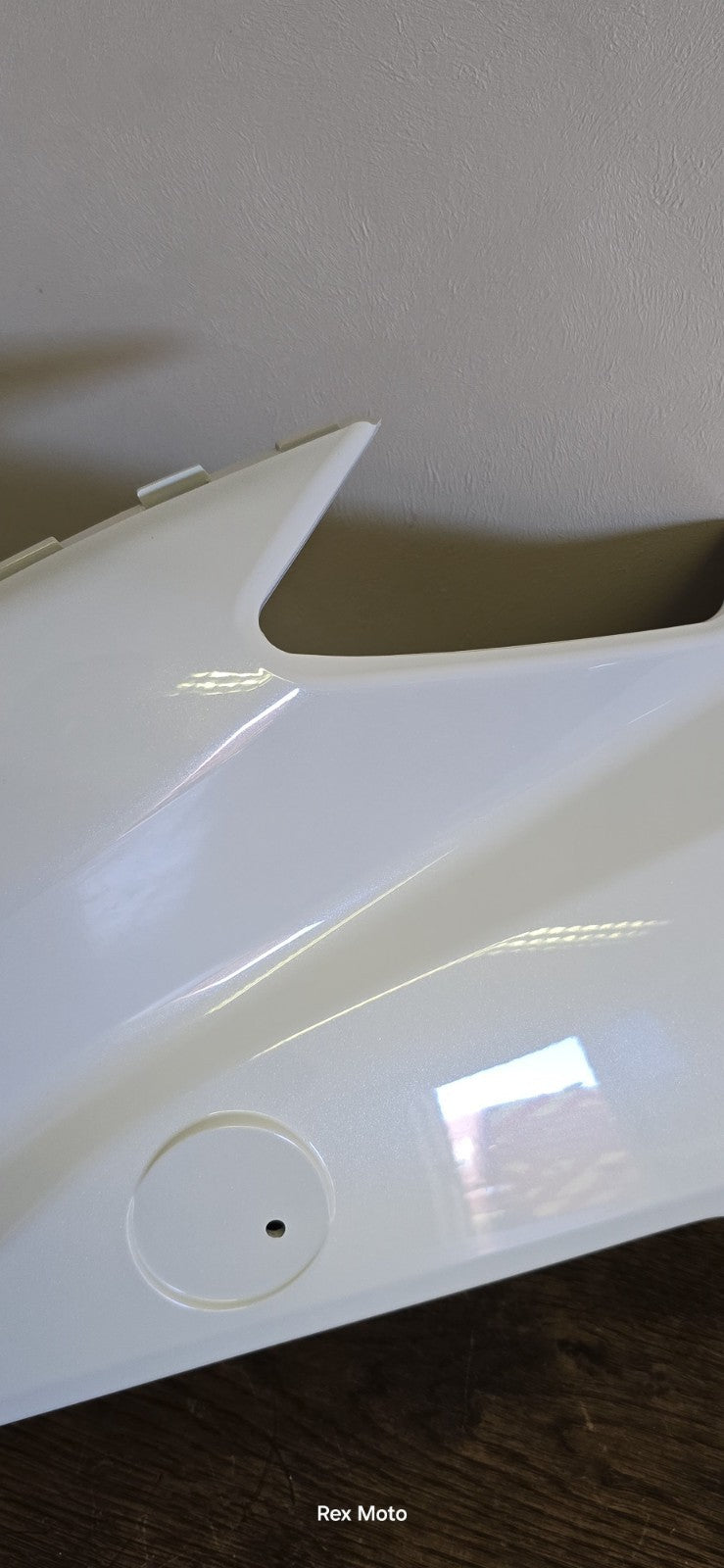 yamaha nmax 125 2025 Front Side Right Panle White GLOSS BLS-F8377