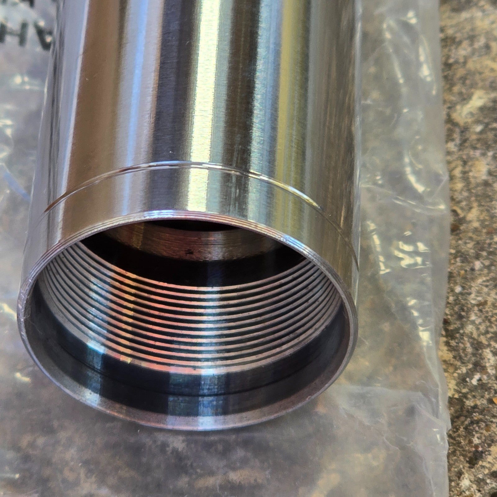 YAMAHA Outer Tube Comp. (r.h), 1SD-F3107-00 OEM YP400