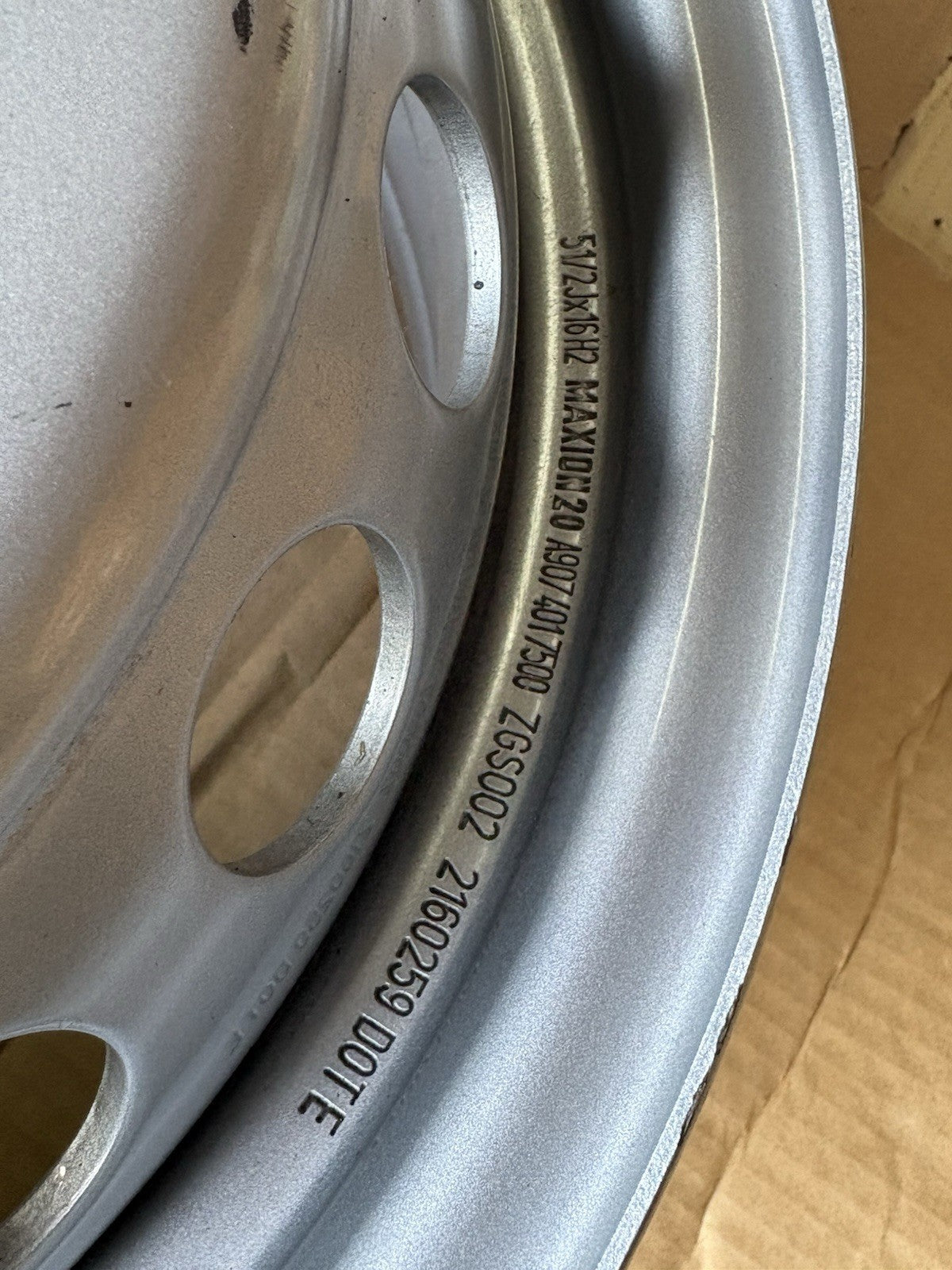 Twin Wheel Mercedes Sprinter Brand New Wheel Delivery Mileage X1 Original