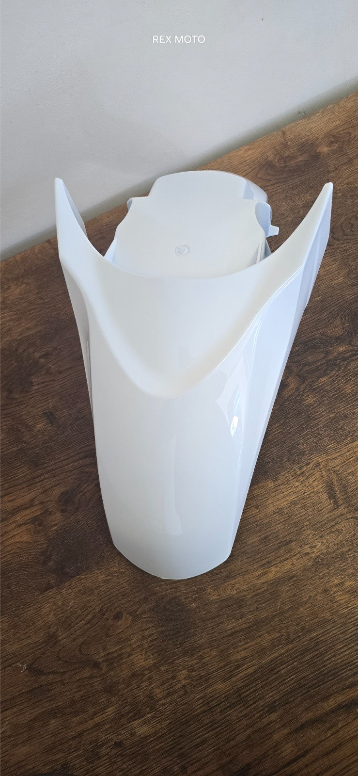 MUDGUARD FRONT FENDER Fits HONDA PCX125 2021 - 2024 White PART No 61100-KIZ J100
