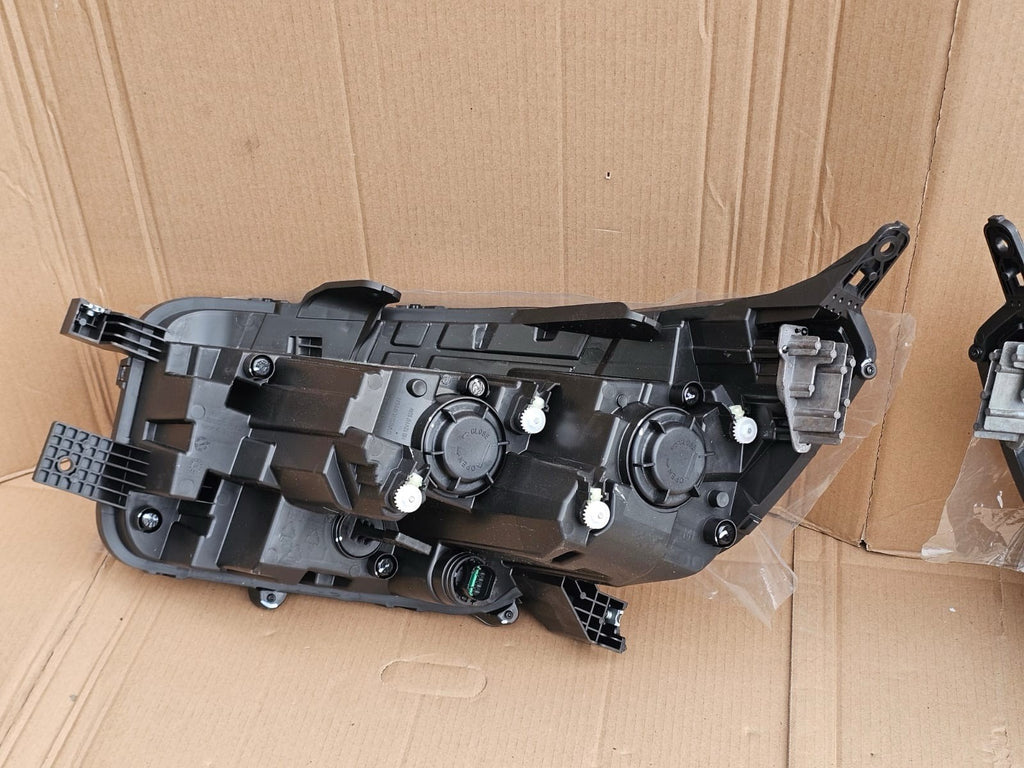 MAXUS Delivery 9 Headlamps / Head Lights Pair Left & Right ( Noon Led ) 2020 On