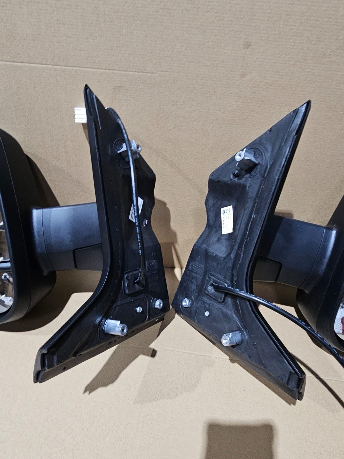 Door Mirror Maxus Deliver 9 ( Long Arm) L&R. 2020 - 2025. Luton Tipper Dropside