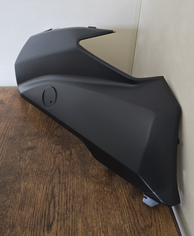 yamaha nmax 125 2025 Front Side Right Panle Black Matte