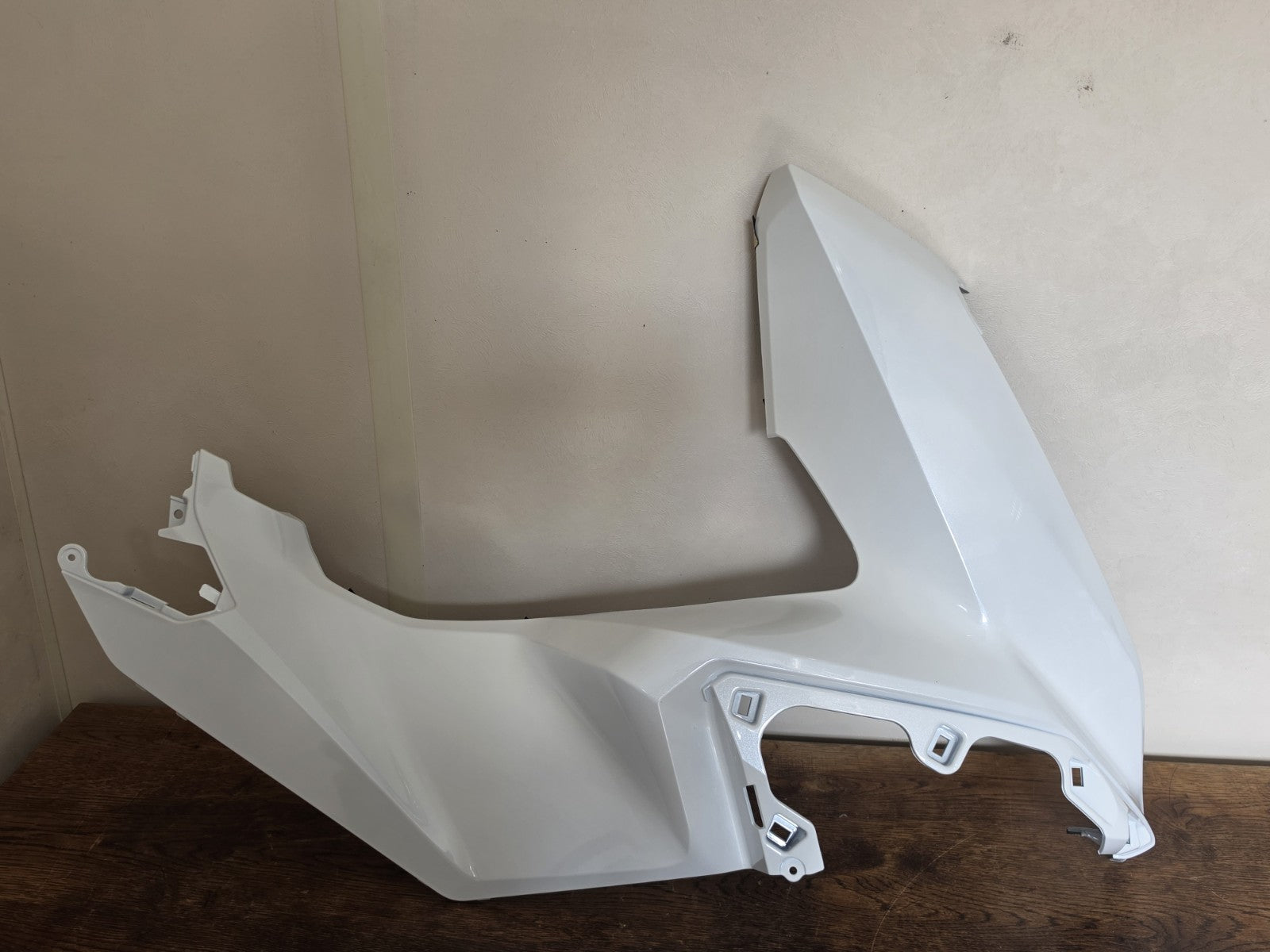 Fits Honda PCX 125 2025 2026 Front Right Side Cover White 64501-K1Y-DC0ZG