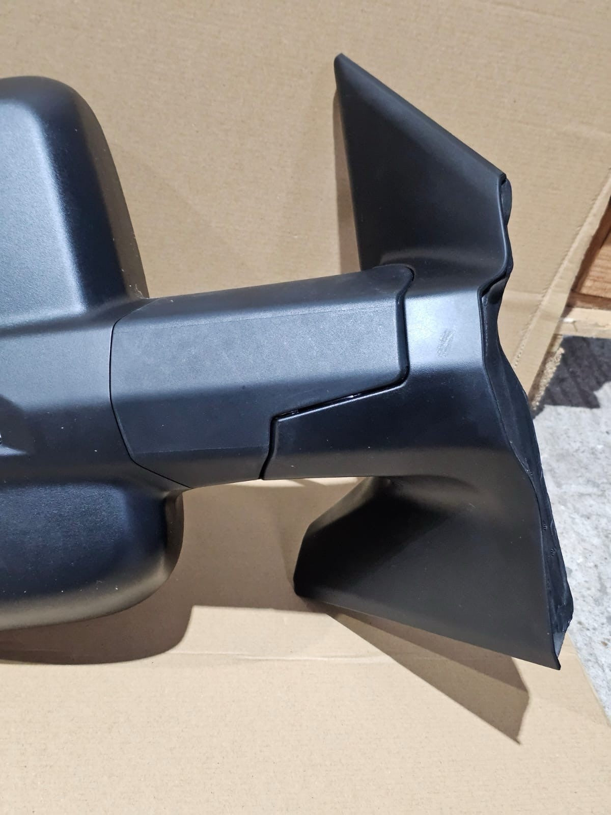 Door Mirror Maxus Deliver 9 ( Long Arm) L&R. 2020 - 2025. Luton Tipper Dropside