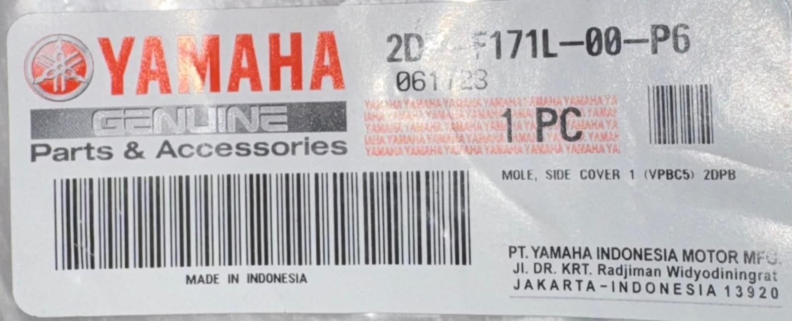 YAMAHA Mole, Side Cover 1, 2DP-F171L-00-P1 OEM GPD125-ANMAX GPD125 Blue