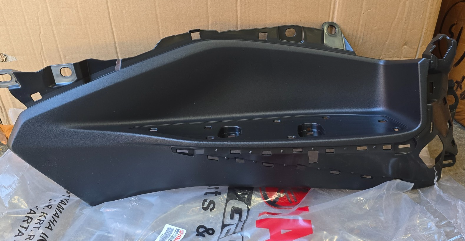 Genuine Left Board Footrest Fairing For Yamaha X-Max BKA-F7481-00 300 2023-2025