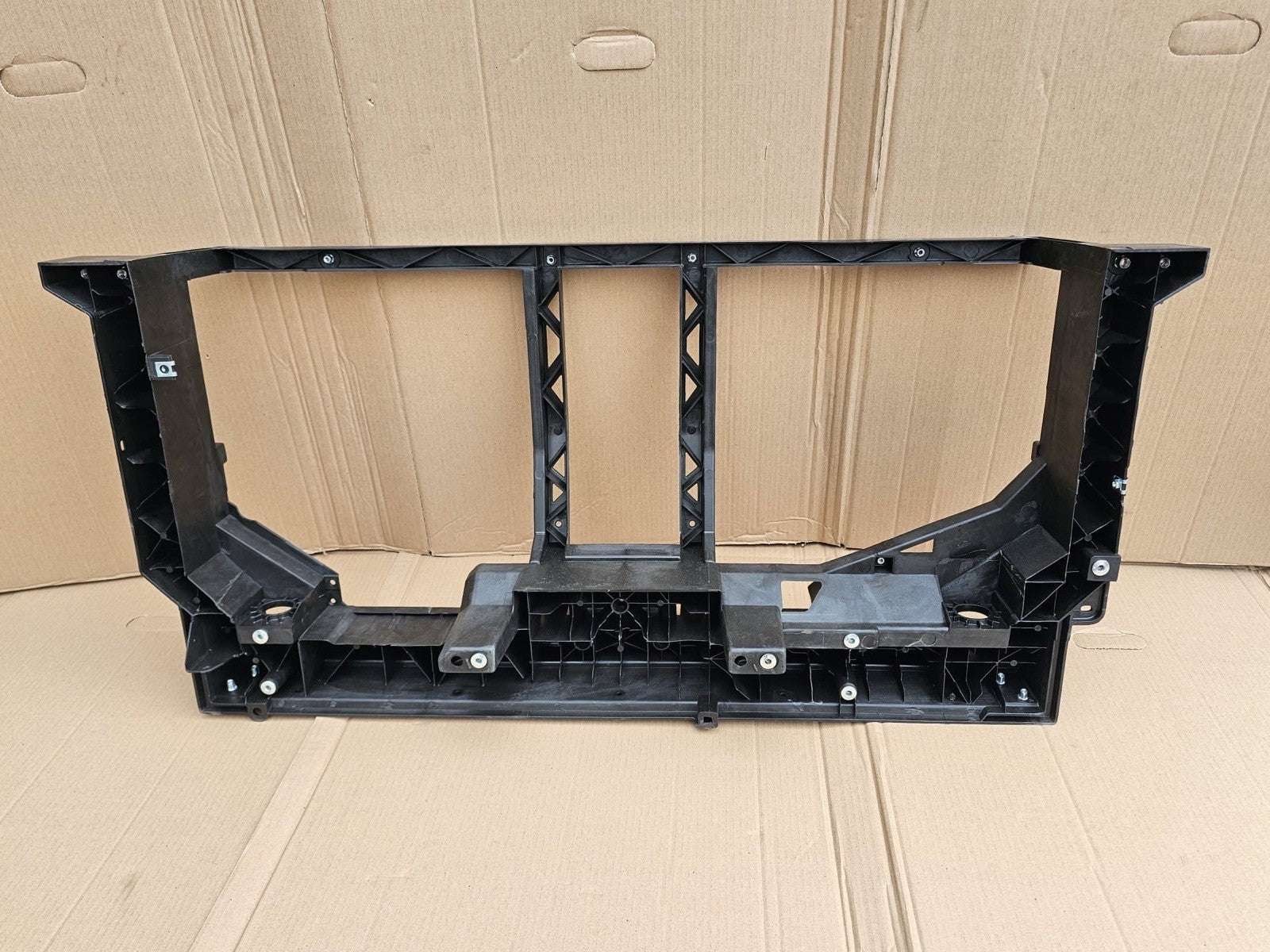 GENUINE MAXUS DELIVER 9 2019-2025 FRONT RADIATOR SLAM PANEL C00104005