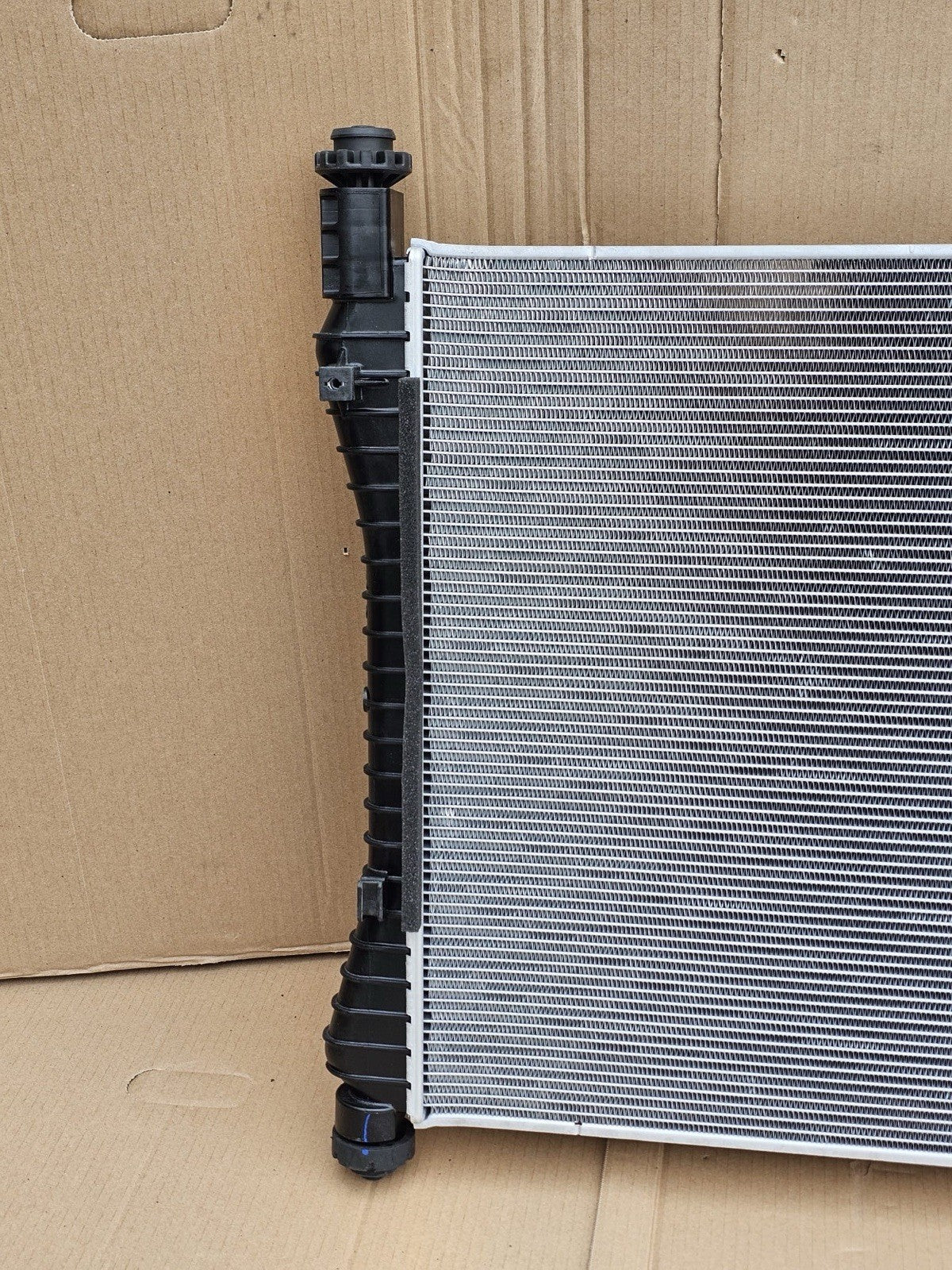 New Genuine Radiator  for LDV MAXUS Deliver 9 Diesel 2019-on