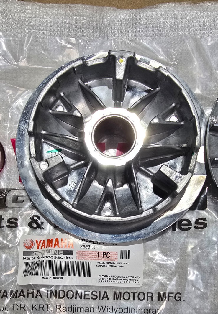 Yamaha NMAX 125 2015-2020 Clutch Primary Sliding Sheave 2DP-E7620-00 OEM
