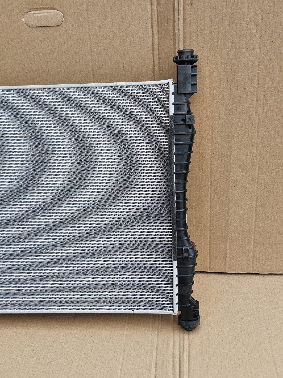 New Genuine Radiator  for LDV MAXUS Deliver 9 Diesel 2019-on