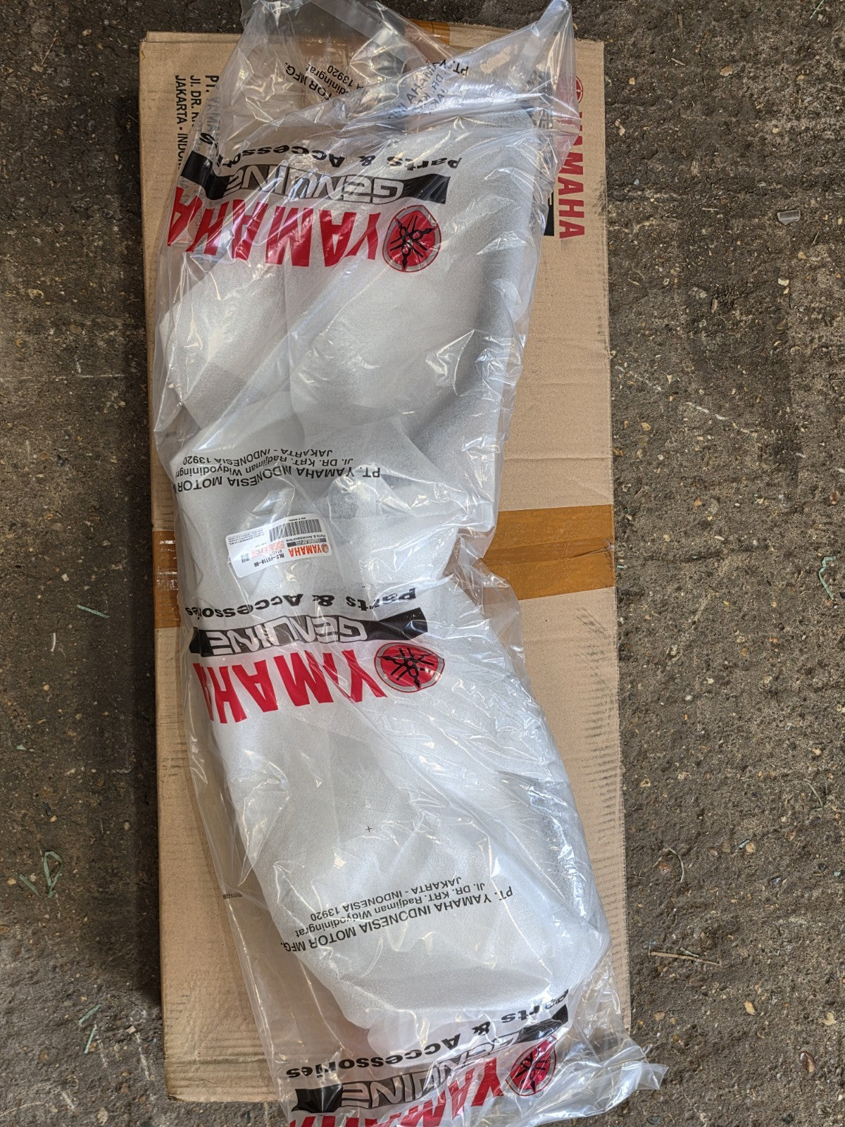 Original Yamaha NMAX GPD125 Genuine Part HANDLEBAR 2DP-F6110-00 2025-2026