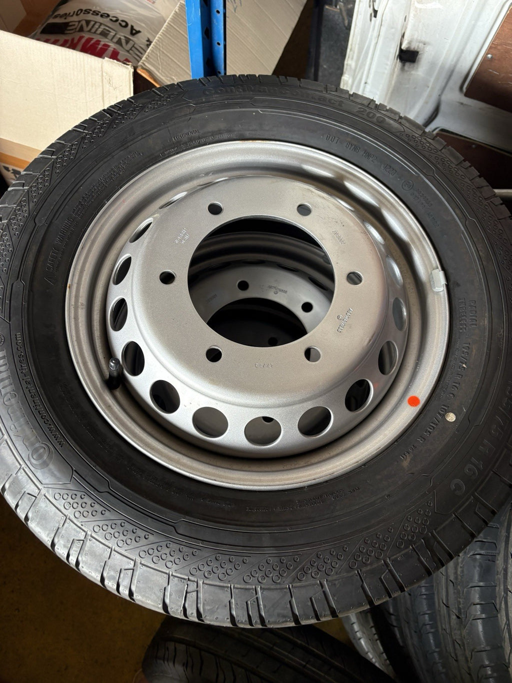 Mercedes Sprinter Wheel & Tyre Continental 195/75/R16 C Twin Wheel W907 910 New