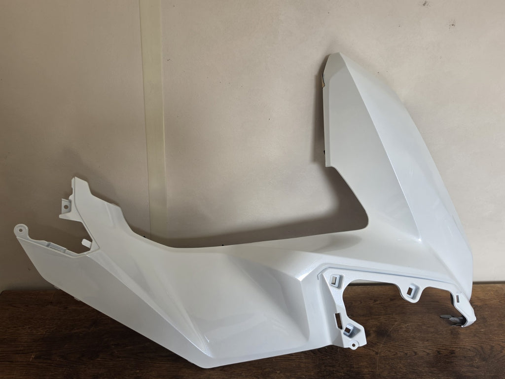 Fits Honda PCX 125 2025 2026 Front Right Side Cover White 64501-K1Y-DC0ZG