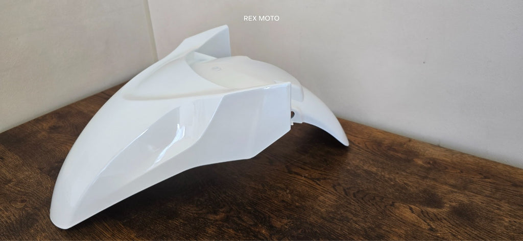 MUDGUARD FRONT FENDER Fits HONDA PCX125 2021 - 2024 White PART No 61100-KIZ J100
