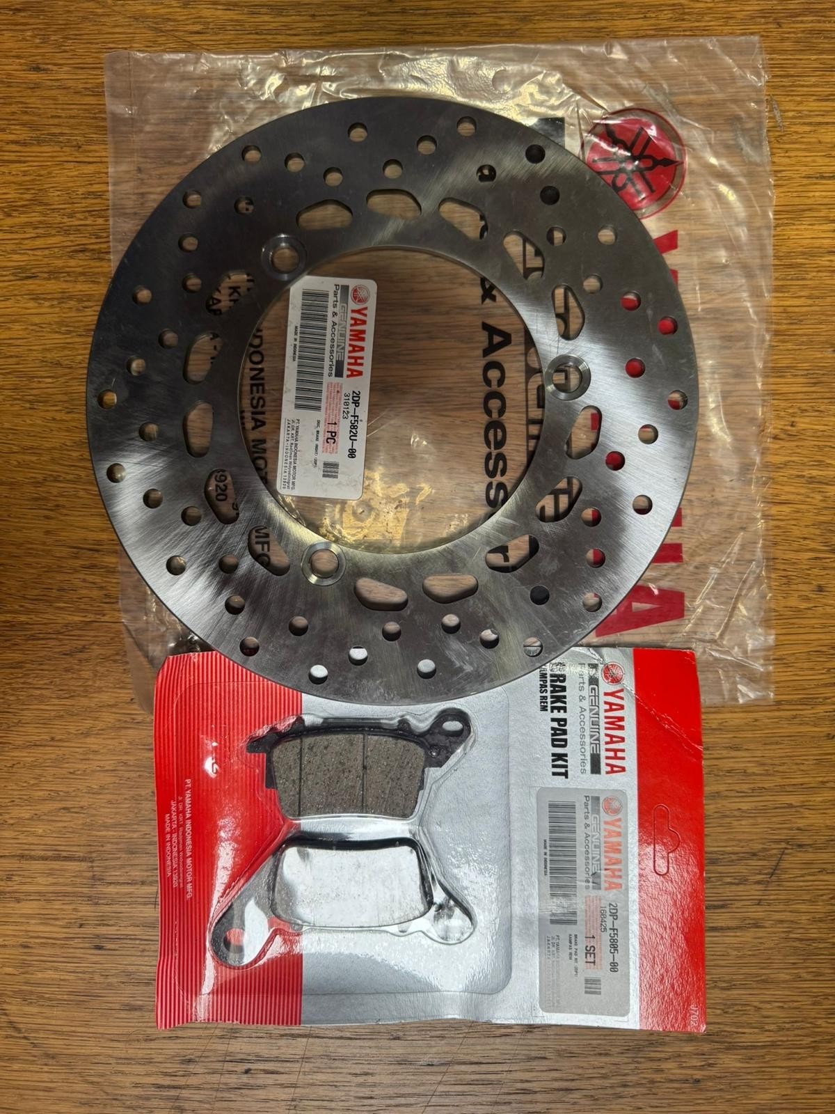 Genuine Yamaha Nmax 2015-2026 Front brake DISC and Front PAD