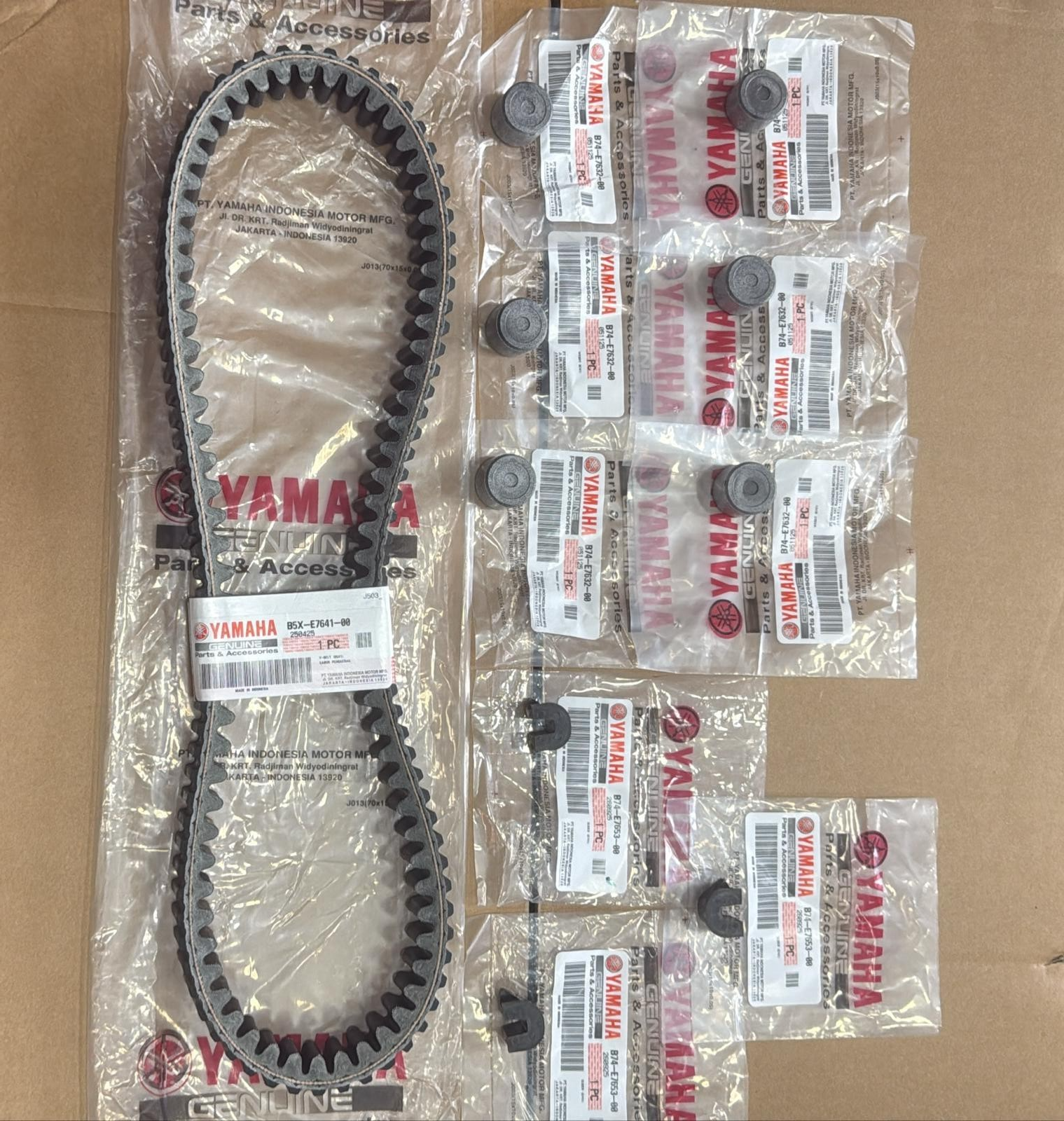 Genuine Yamaha XMAX 250/300cc & Tricity 300 2017-2025 Kit Belt/Rollers/Sliders
