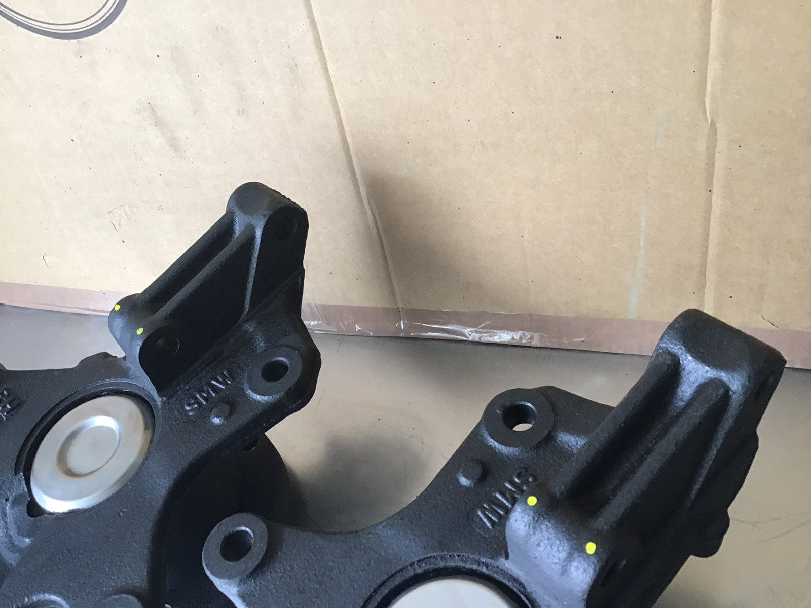 Genuine Vw Crafter Front Suspension Hub / Stub O/S . 2006.2017 .