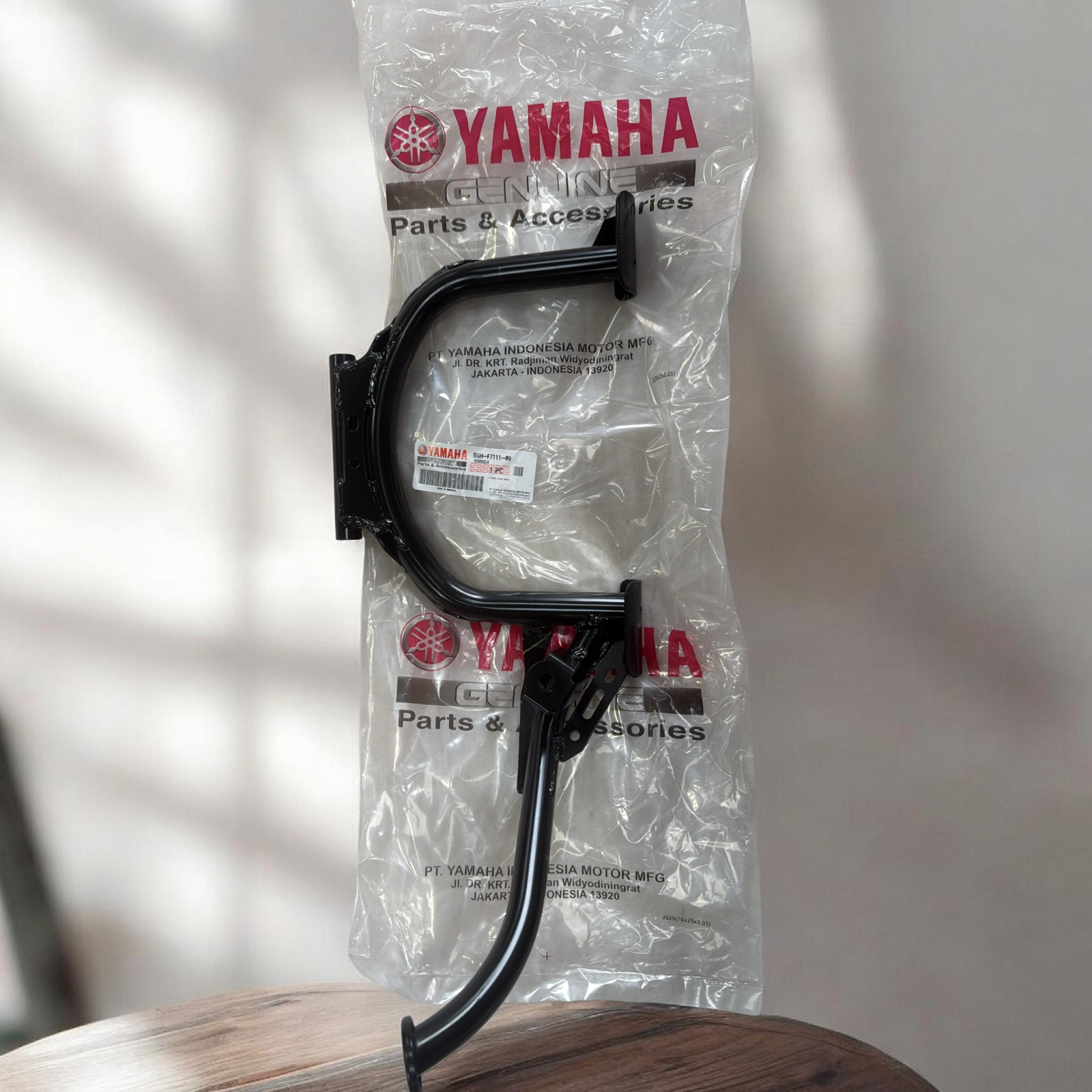 Genuine Yamaha NMAX 125 Main Centre Stand 2021-2025 B6H-F7111-00 OEM