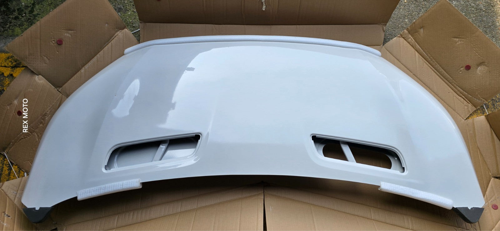 Maxus Deliver 9 Bonnet Hood White 2020-2025 White
