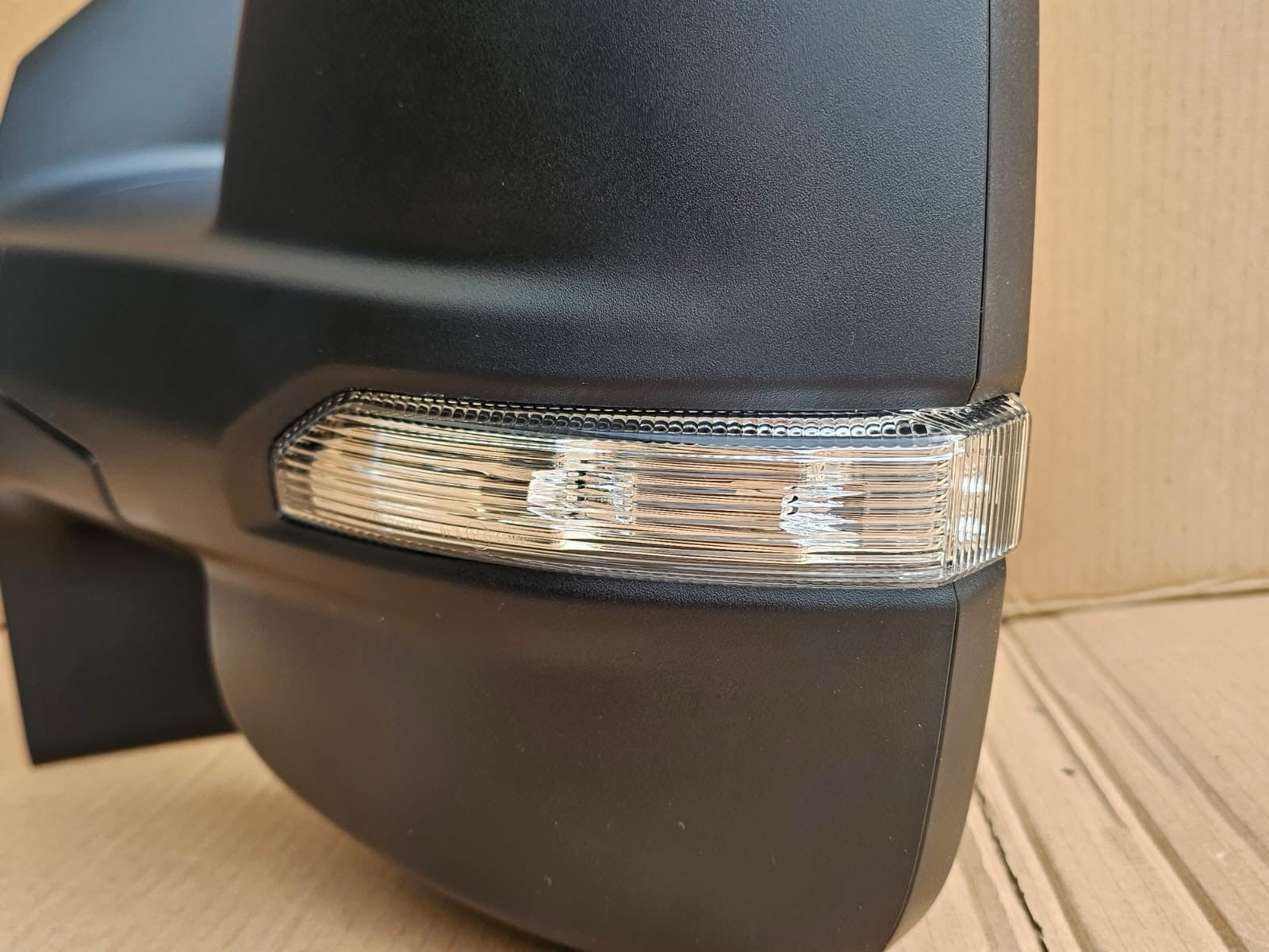 Genuine Door Mirror Manual Left LH For Maxus Deliver 9 Passenger Side