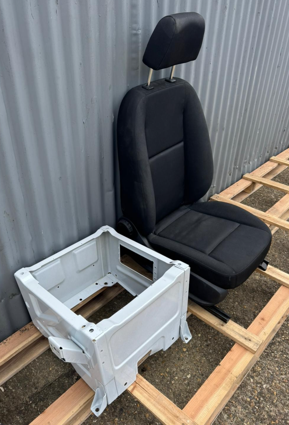 Mercedes Sprinter W907 2018-2026 Front Seat Right Driver Side+Seat Base