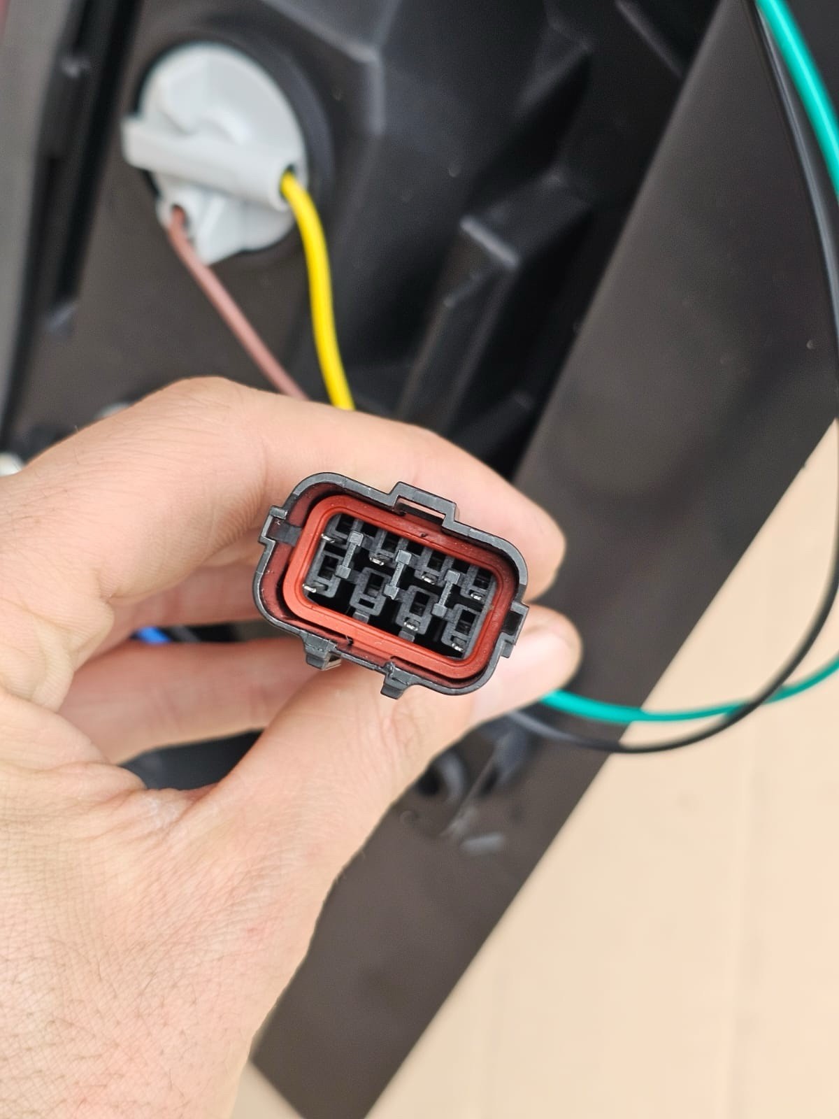 MAXUS DELIVER 9 2019 ON REAR LIGHT WITH BULBS DRIVER SIDE RIGHT C00229320