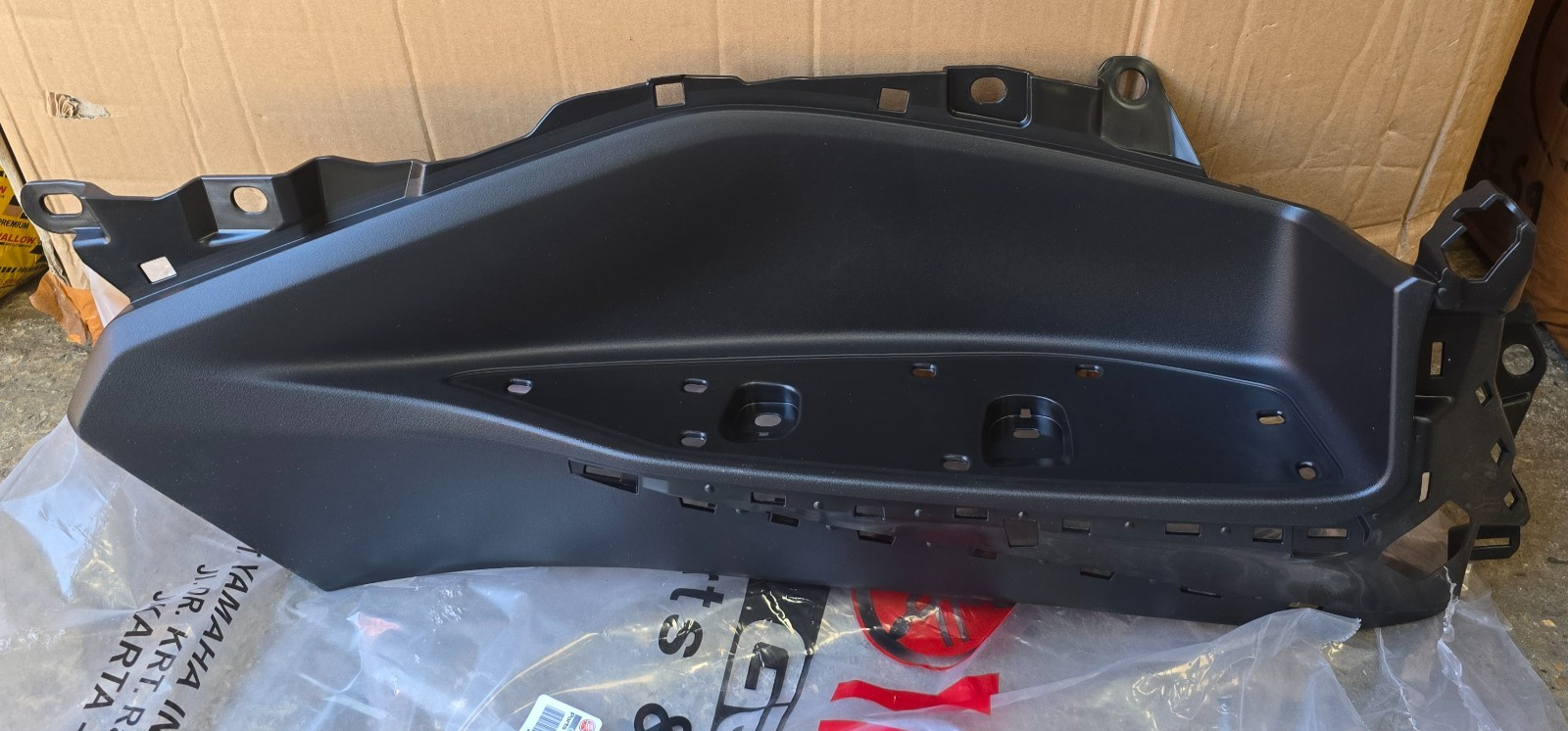Genuine Left Board Footrest Fairing For Yamaha X-Max BKA-F7481-00 300 2023-2025