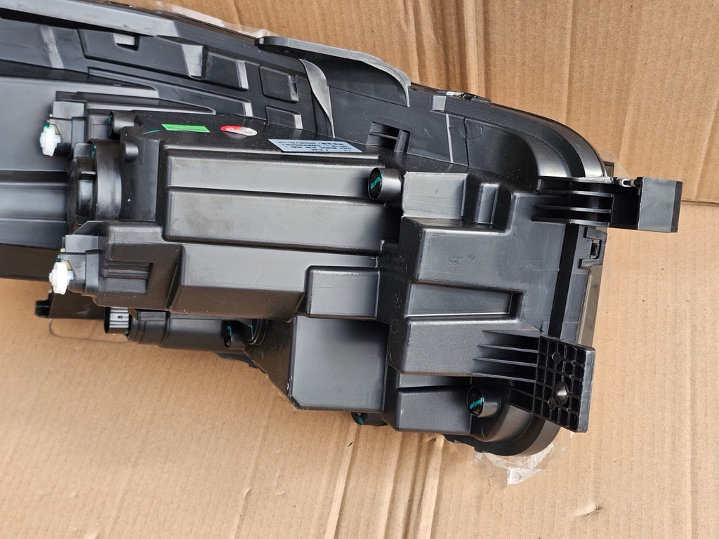 New Genuine Head Light/ Lamp MAXUS Deliver9  Noon LED 2020 To 2025 Left