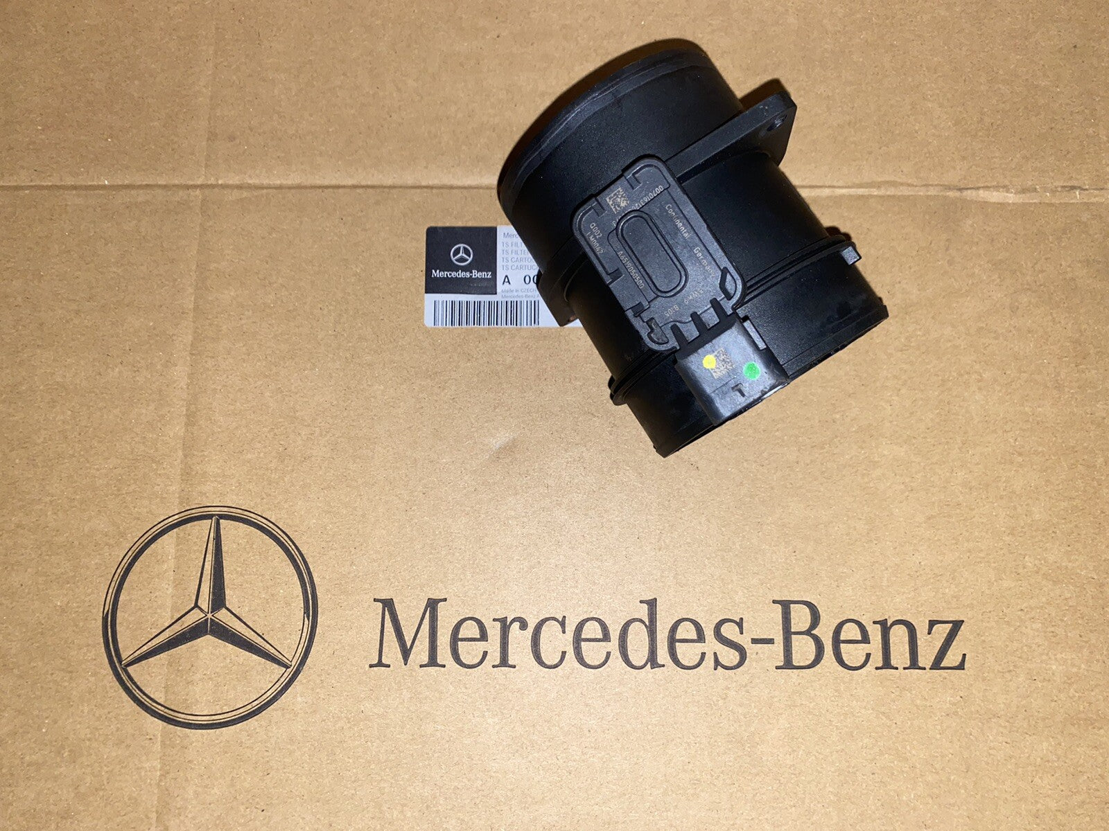 Genuine MASS AIR FLOW METER .  MERCEDES SPRINTER , VITO  5WK98105. Continental