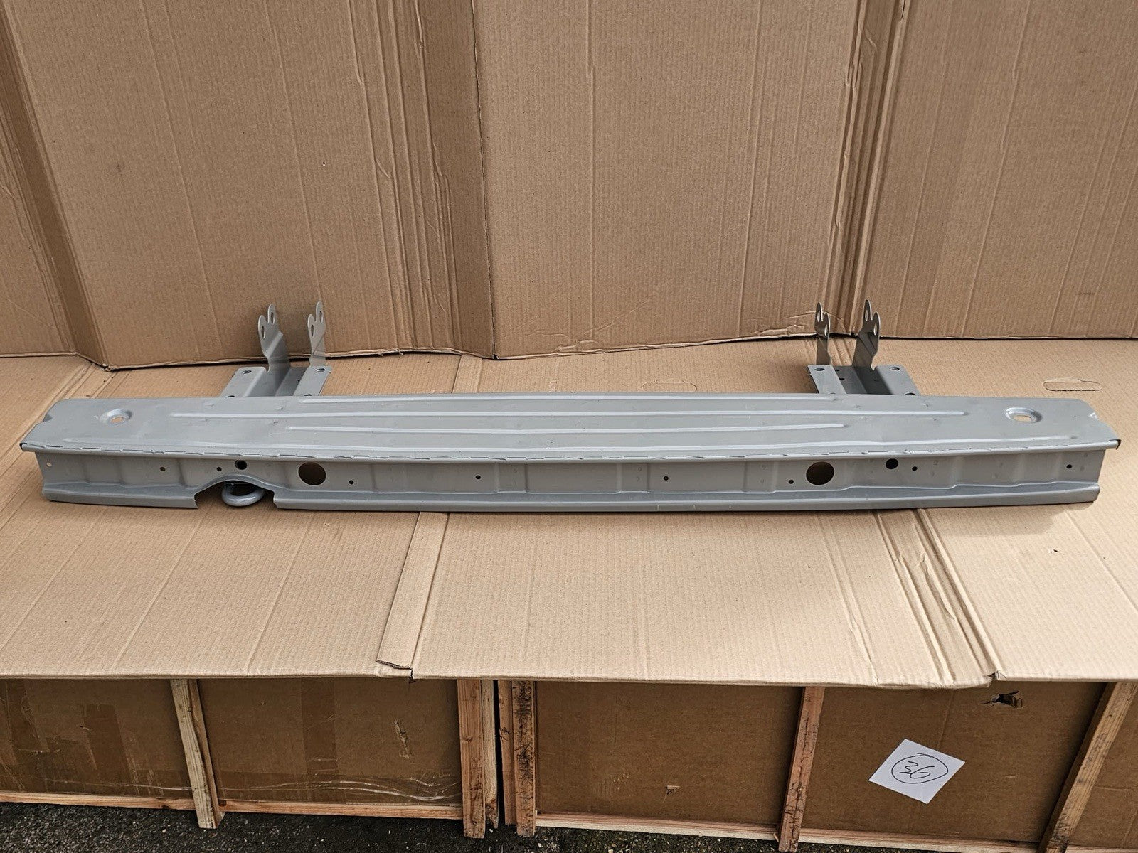 Maxus Deliver 9 Rear Step Bar 2020-2025 High Quality