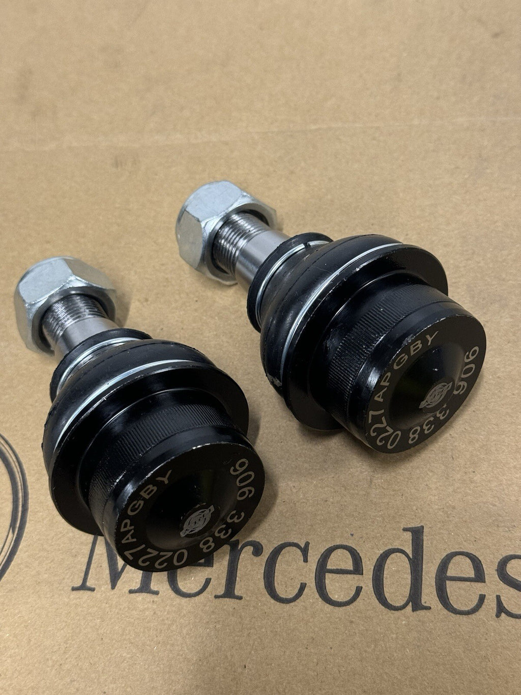 2X Ball Joints Front Lower For Mercedes-Benz Sprinter VW Crafter 2006-2018