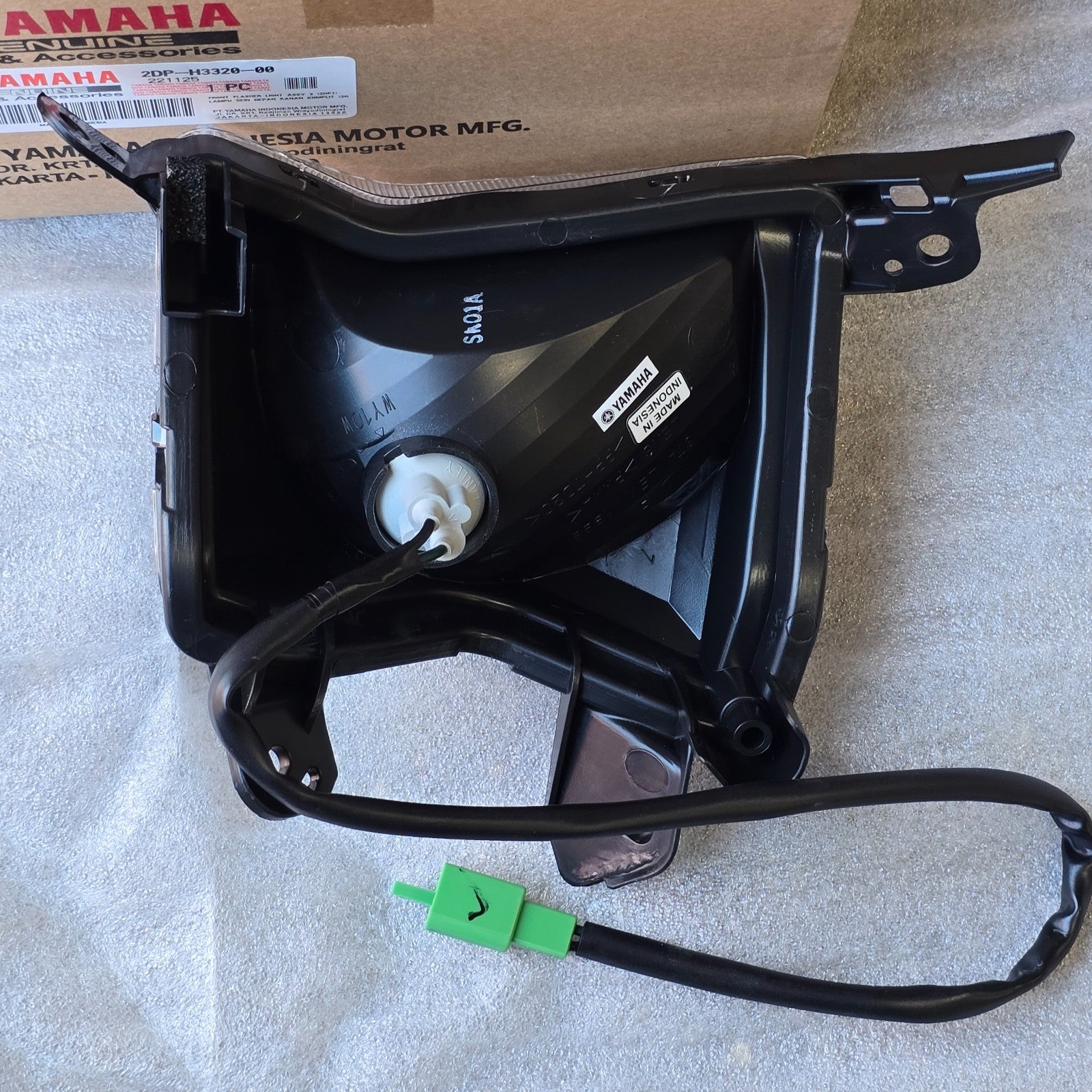 Yamaha Nmax125 GPD125 2015-2020 Right hand front indicator 2DP-H3320-00 OEM