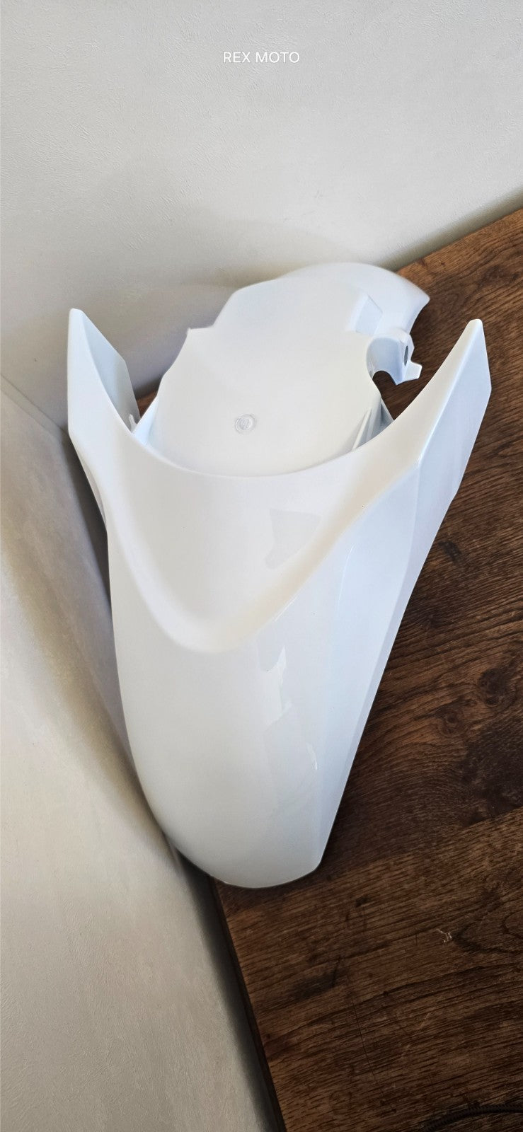 MUDGUARD FRONT FENDER Fits HONDA PCX125 2021 - 2024 White PART No 61100-KIZ J100