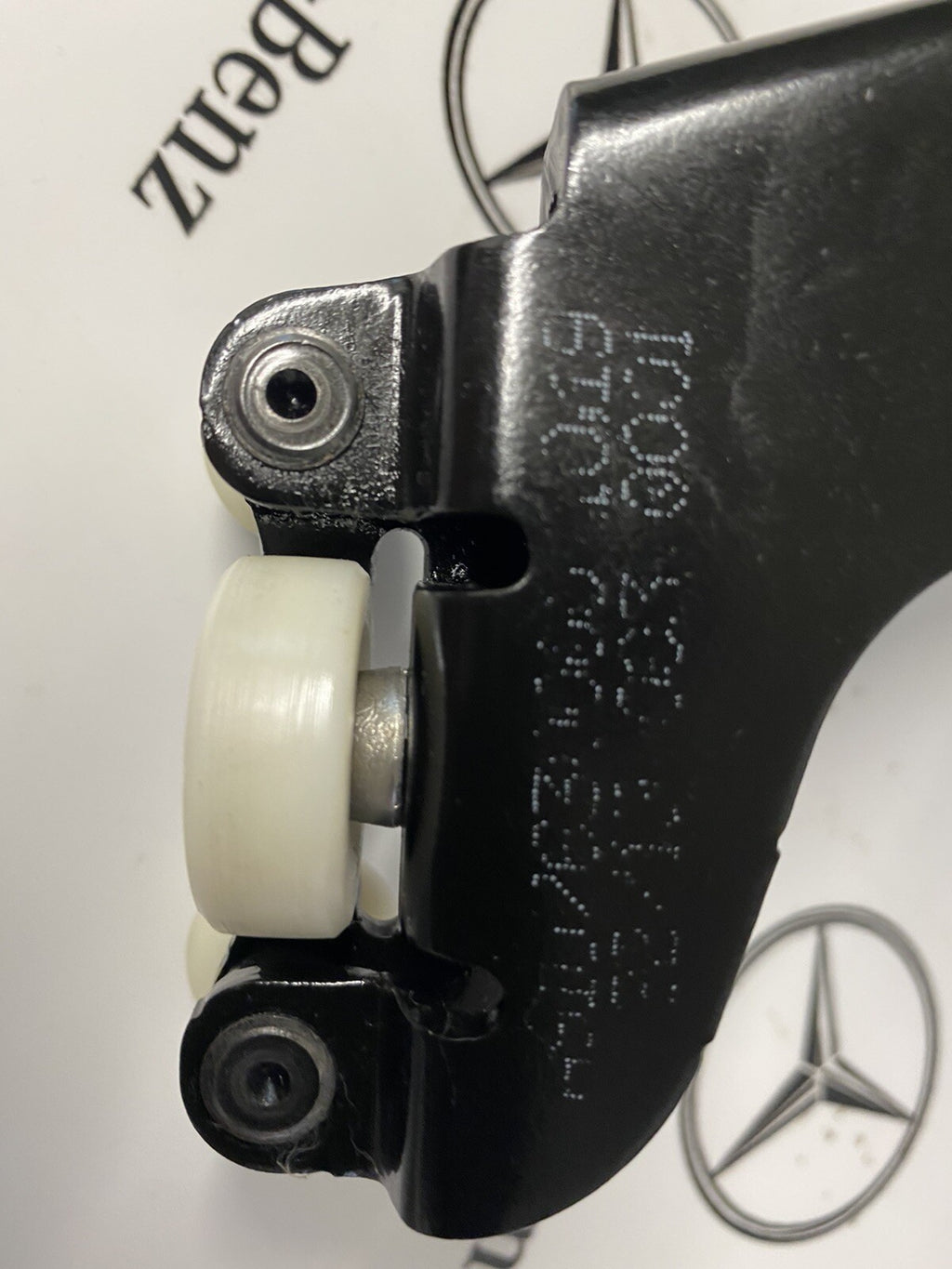 Genuine Mercedes Sprinter Side Loading Middle Roller A9107630000 Fit 2019-2025