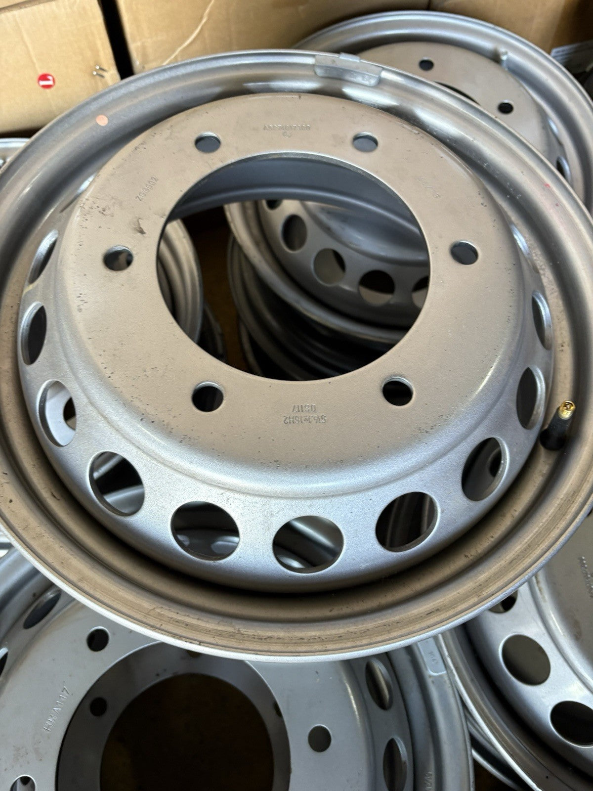 Twin Wheel Mercedes Sprinter Brand New Wheel Delivery Mileage X1 Original