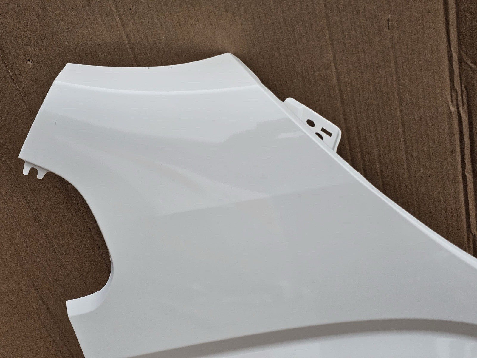 MAXUS DELIVER 9 Front Wings Driver Side ( New & Painted Ready ) 2020 To 2025