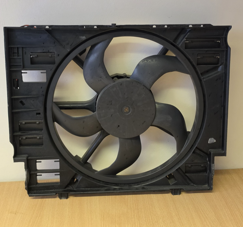 BMW 5 E60 E61 Radiator Cooling Fan Diesel 7726010401 L8436001 6726010105 2008-17