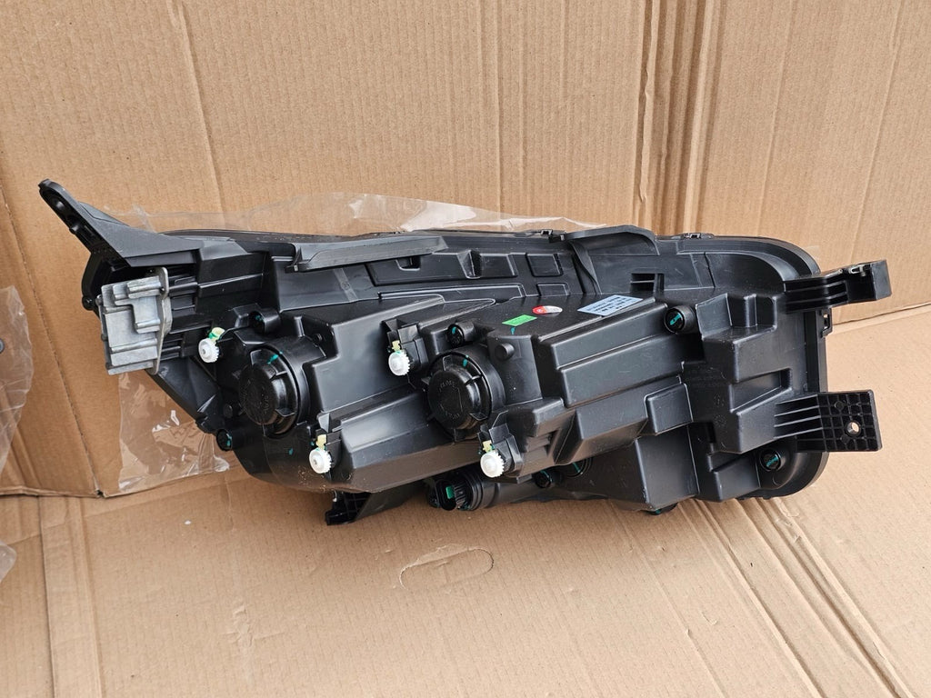 MAXUS Delivery 9 Headlamps / Head Lights Pair Left & Right ( Noon Led ) 2020 On