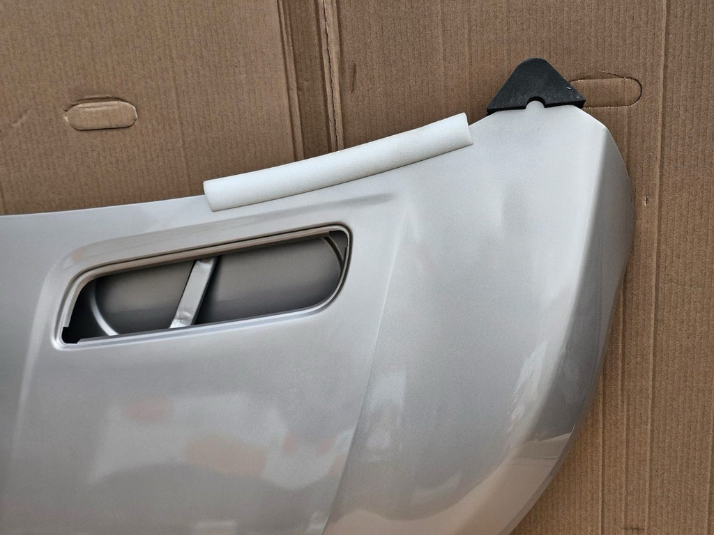 Maxus Deliver 9 Bonnet Hood White 2020-2025 prime