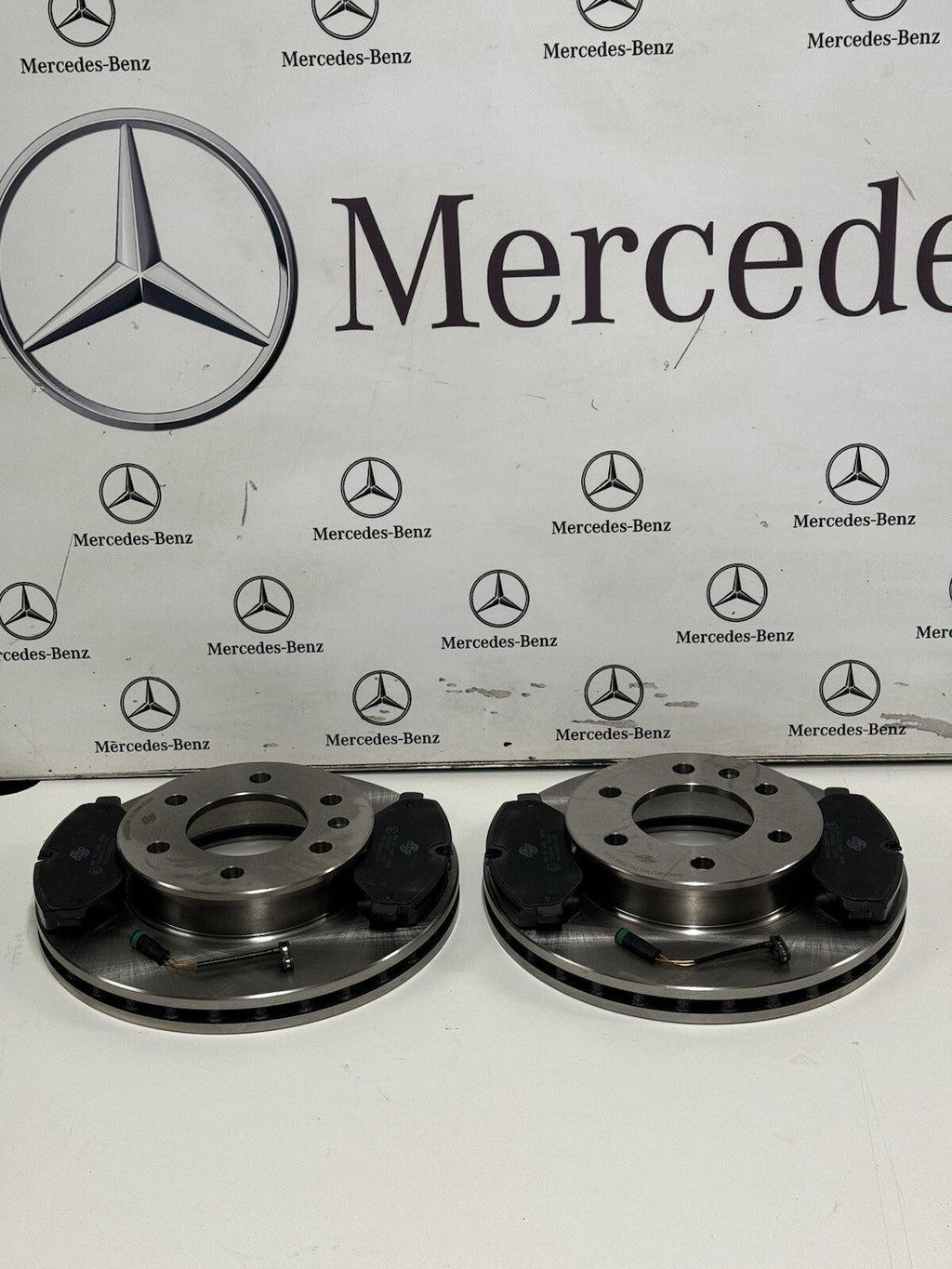 Mercedes Sprinter Front Disc + Pads + Sensors 2006-On 9064210400 9064210012