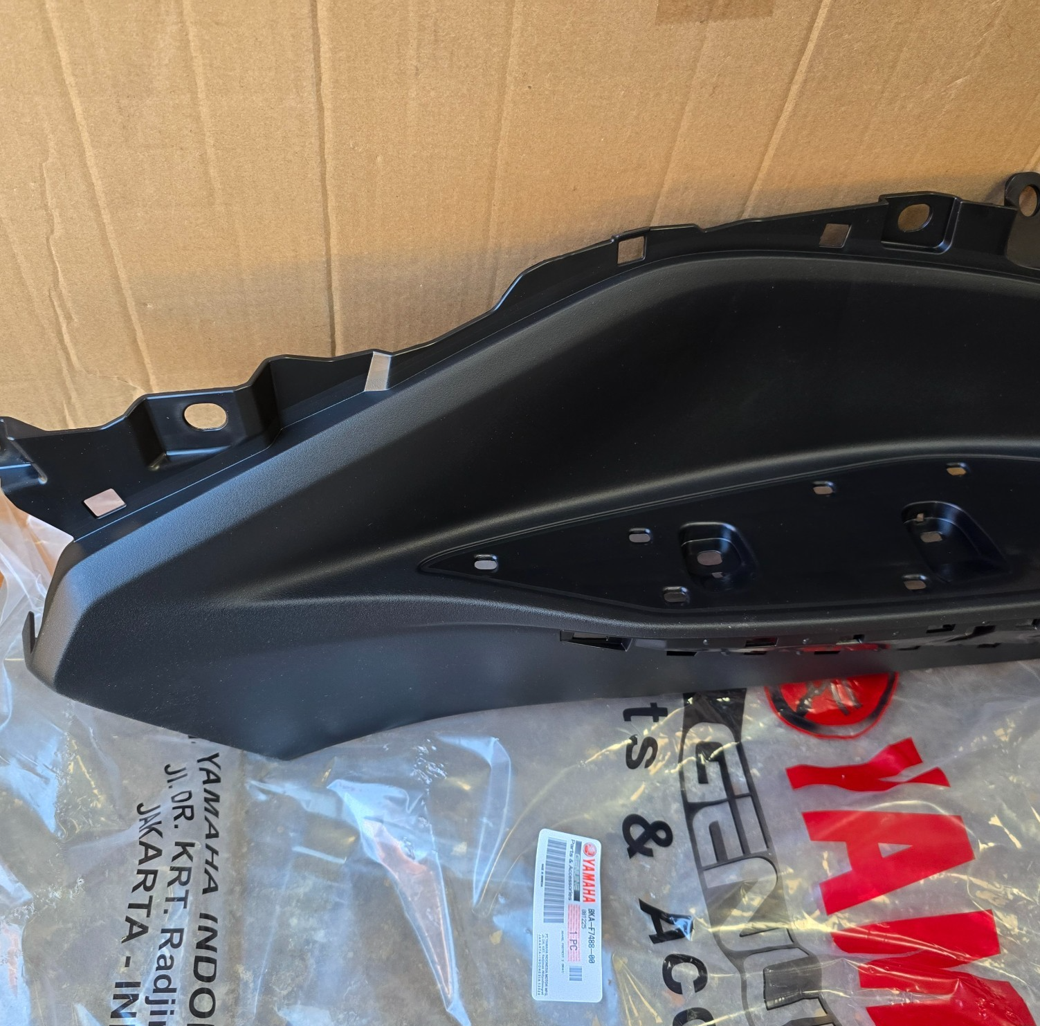 Genuine Left Board Footrest Fairing For Yamaha X-Max BKA-F7481-00 300 2023-2025