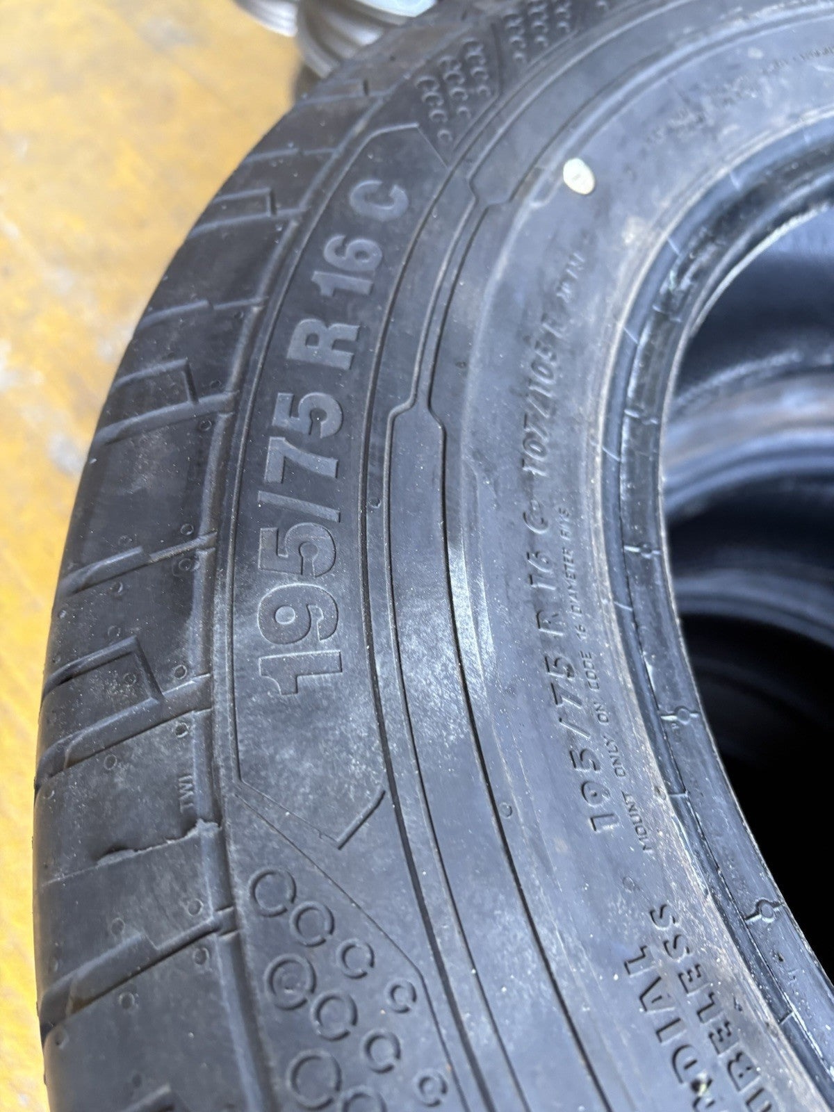 195 75 R16C, Continental X 1 FIT VAN, TYRE, Brand New